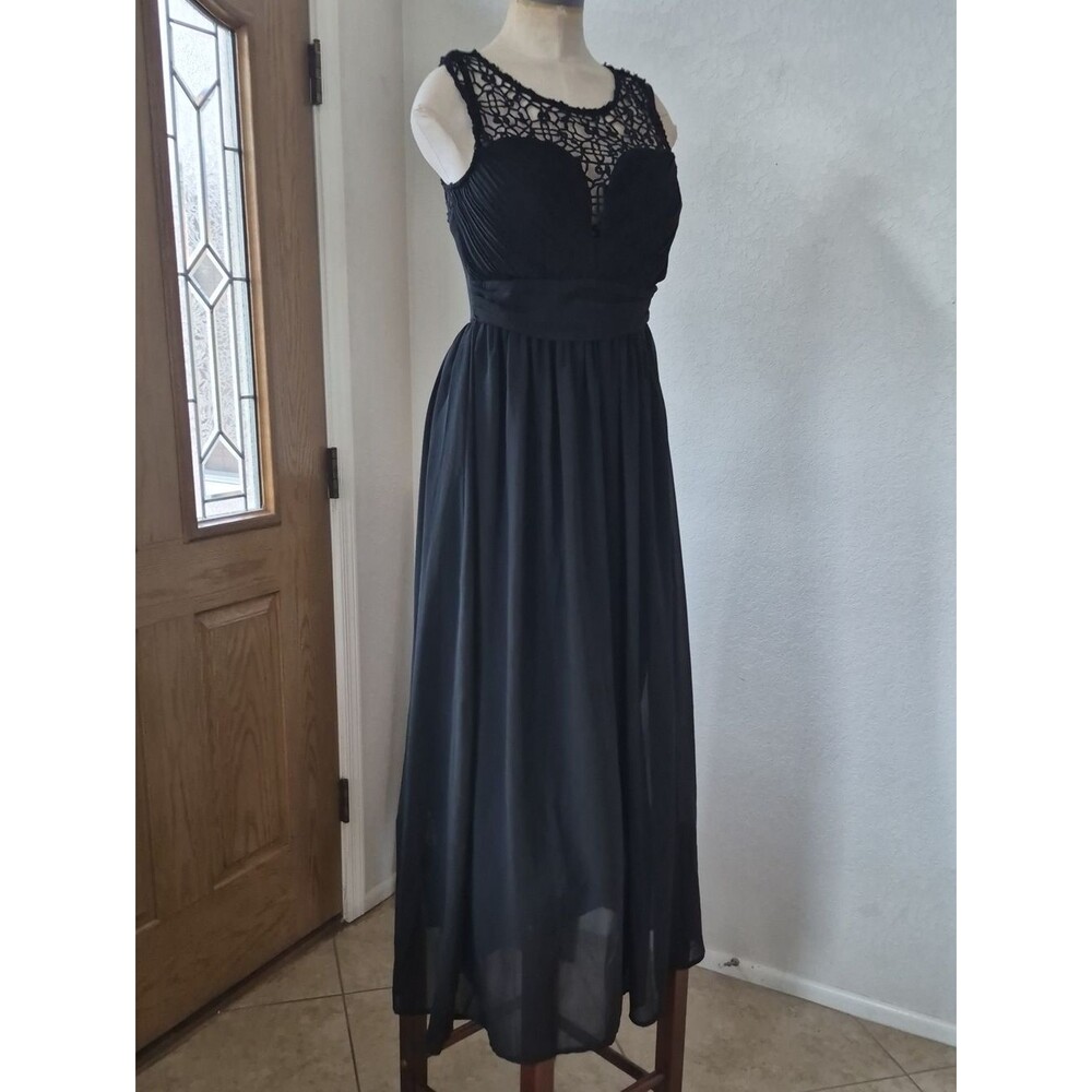 Maniju Embrodiery Top Maxi Dress